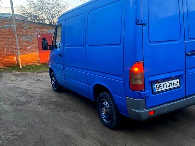 Синій Мерседес Sprinter, об'ємом двигуна 2.9 л та пробігом 471 тис. км за 5150 $, фото 5 на Automoto.ua