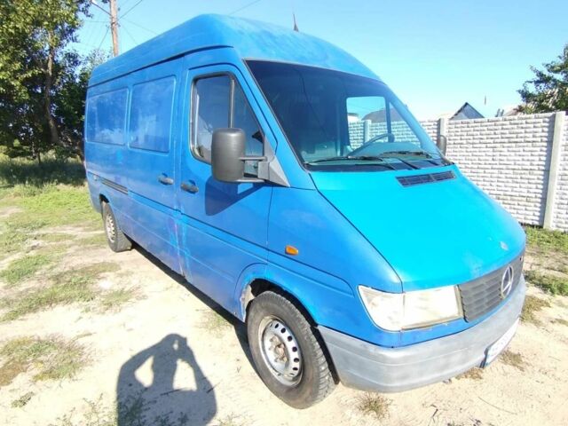 Синий Мерседес Sprinter, объемом двигателя 2.9 л и пробегом 350 тыс. км за 3550 $, фото 14 на Automoto.ua