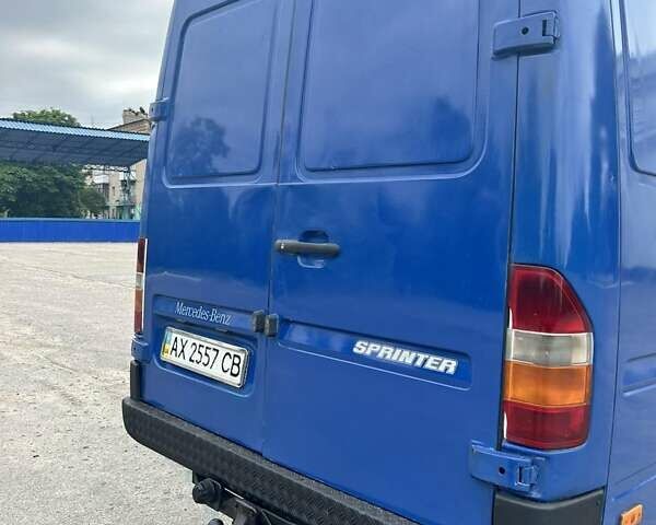 Синий Мерседес Sprinter, объемом двигателя 2.87 л и пробегом 550 тыс. км за 10200 $, фото 19 на Automoto.ua