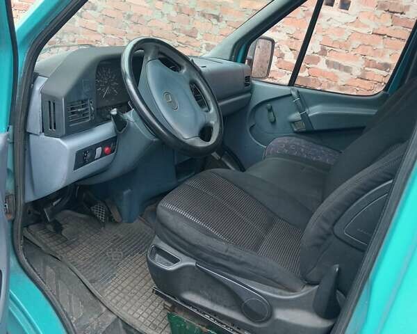 Синий Мерседес Sprinter, объемом двигателя 2.9 л и пробегом 234 тыс. км за 5900 $, фото 9 на Automoto.ua