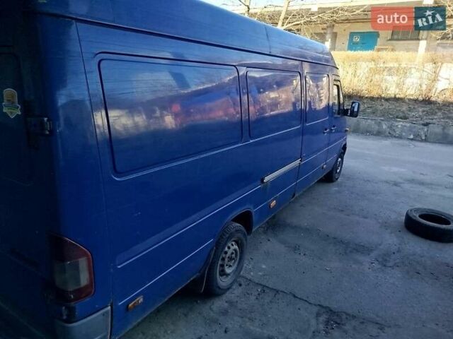 Синий Мерседес Sprinter, объемом двигателя 2.15 л и пробегом 480 тыс. км за 6200 $, фото 15 на Automoto.ua