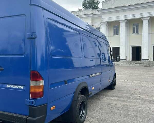 Синий Мерседес Sprinter, объемом двигателя 2.87 л и пробегом 550 тыс. км за 10200 $, фото 16 на Automoto.ua