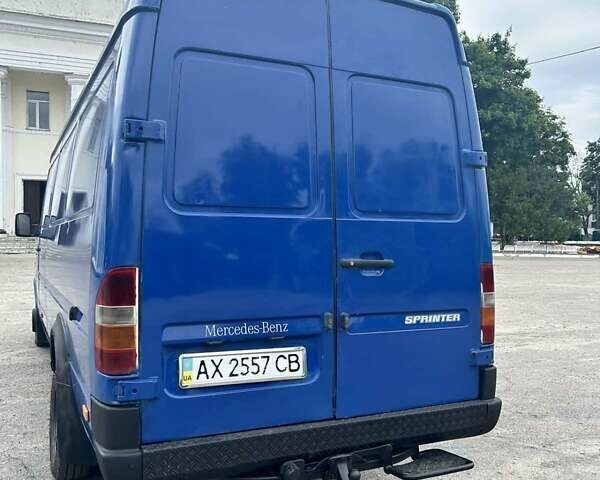 Синий Мерседес Sprinter, объемом двигателя 2.87 л и пробегом 550 тыс. км за 10200 $, фото 11 на Automoto.ua