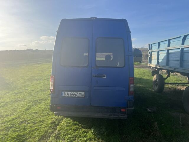 Синий Мерседес Sprinter, объемом двигателя 2.1 л и пробегом 450 тыс. км за 2000 $, фото 3 на Automoto.ua