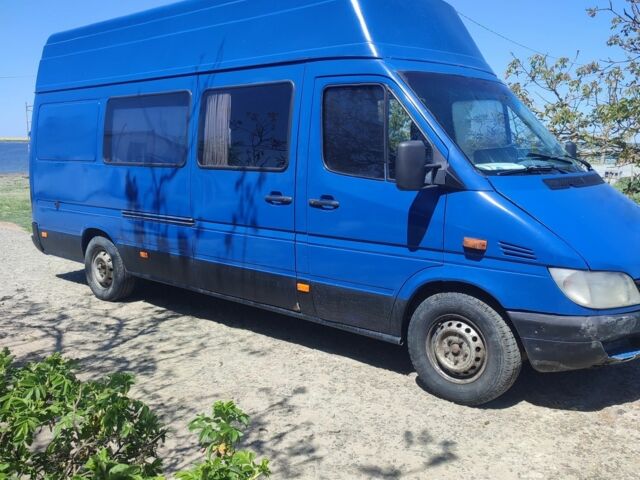Синій Мерседес Sprinter, об'ємом двигуна 2.1 л та пробігом 1 тис. км за 7000 $, фото 10 на Automoto.ua