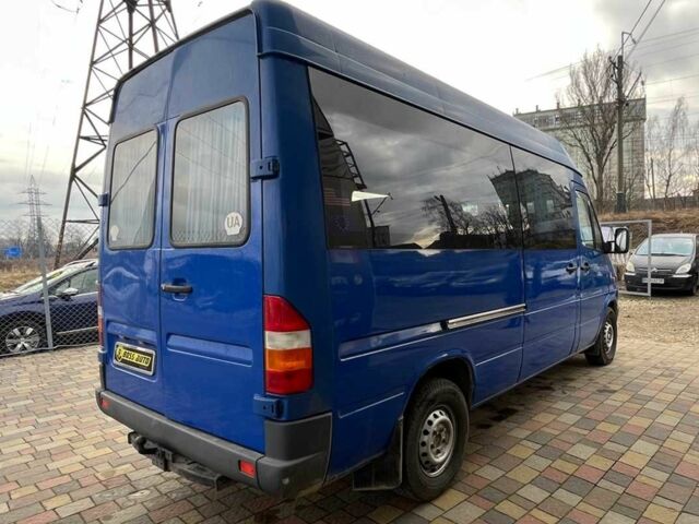 Синий Мерседес Sprinter, объемом двигателя 0 л и пробегом 620 тыс. км за 9700 $, фото 6 на Automoto.ua