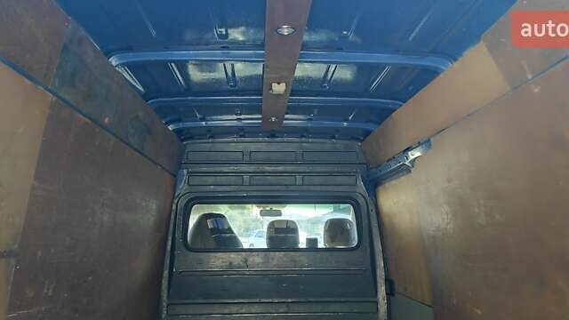 Синій Мерседес Sprinter, об'ємом двигуна 2.7 л та пробігом 377 тис. км за 9200 $, фото 8 на Automoto.ua