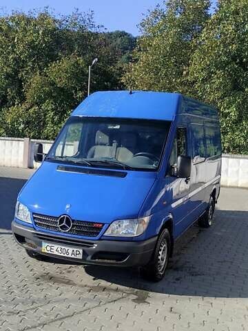 Синій Мерседес Sprinter, об'ємом двигуна 2.7 л та пробігом 377 тис. км за 9200 $, фото 2 на Automoto.ua