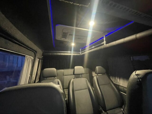 Синій Мерседес Sprinter, об'ємом двигуна 2.7 л та пробігом 800 тис. км за 7950 $, фото 12 на Automoto.ua