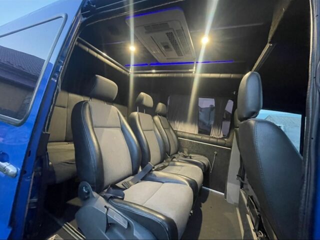 Синій Мерседес Sprinter, об'ємом двигуна 2.7 л та пробігом 800 тис. км за 7950 $, фото 10 на Automoto.ua