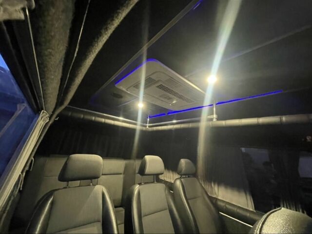 Синій Мерседес Sprinter, об'ємом двигуна 2.7 л та пробігом 800 тис. км за 7950 $, фото 9 на Automoto.ua