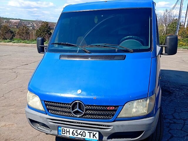 Синій Мерседес Sprinter, об'ємом двигуна 2.1 л та пробігом 480 тис. км за 6300 $, фото 5 на Automoto.ua