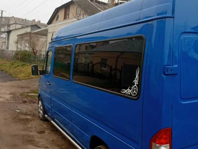 Синій Мерседес Sprinter, об'ємом двигуна 2.7 л та пробігом 318 тис. км за 10000 $, фото 2 на Automoto.ua