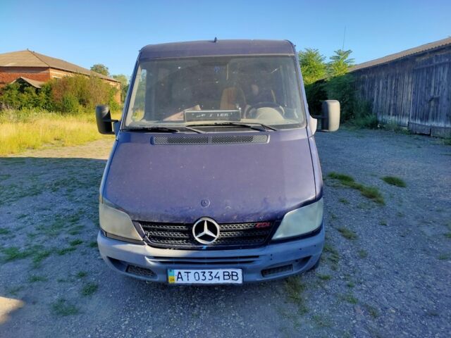 Синий Мерседес Sprinter, объемом двигателя 0 л и пробегом 450 тыс. км за 3300 $, фото 6 на Automoto.ua
