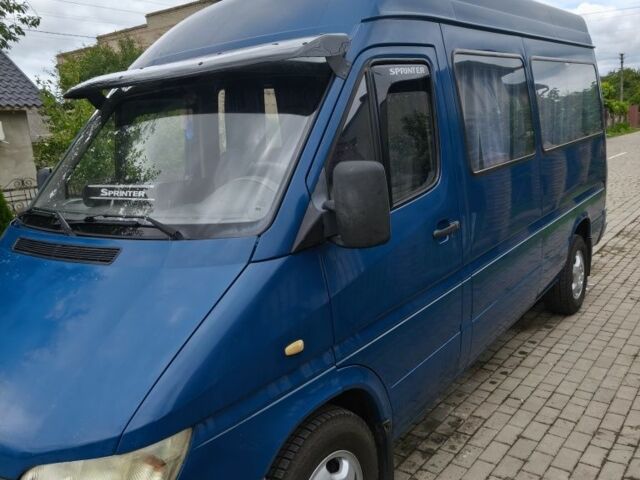 Синій Мерседес Sprinter, об'ємом двигуна 2.2 л та пробігом 357 тис. км за 7800 $, фото 3 на Automoto.ua