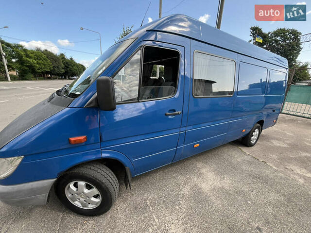 Синий Мерседес Sprinter, объемом двигателя 2.69 л и пробегом 450 тыс. км за 7777 $, фото 3 на Automoto.ua