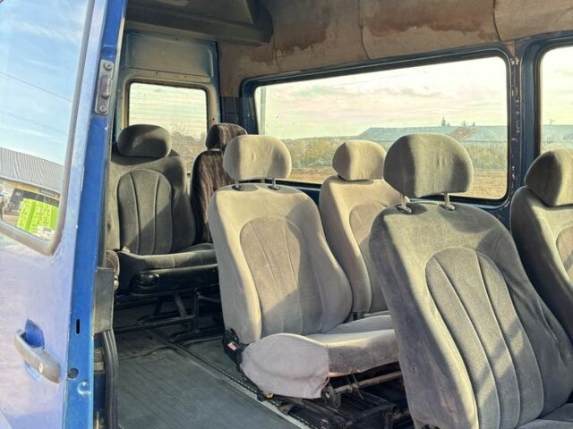 Мерседес Sprinter 2004 в Львове на Automoto.ua Синий Мерседес Sprinter, объемом двигателя 2.1 л и пробегом 447 тыс. км за 4500 $, фото 21 на Automoto.ua
