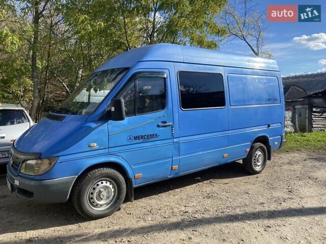 Синій Мерседес Sprinter, об'ємом двигуна 2.15 л та пробігом 244 тис. км за 8888 $, фото 1 на Automoto.ua