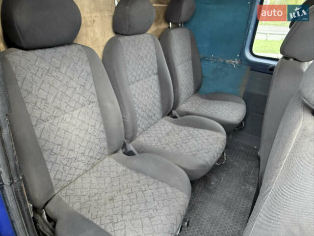 Синий Мерседес Sprinter, объемом двигателя 2.2 л и пробегом 811 тыс. км за 7999 $, фото 32 на Automoto.ua