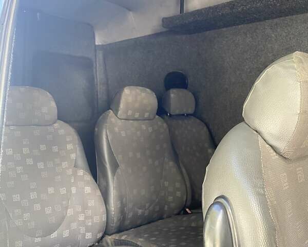 Синій Мерседес Sprinter, об'ємом двигуна 2.15 л та пробігом 244 тис. км за 8888 $, фото 30 на Automoto.ua