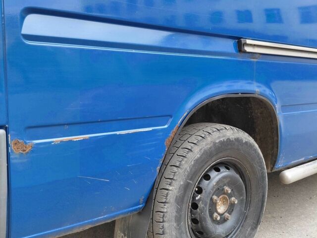 Синій Мерседес Sprinter, об'ємом двигуна 2.7 л та пробігом 410 тис. км за 7000 $, фото 4 на Automoto.ua