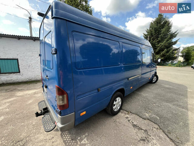 Синий Мерседес Sprinter, объемом двигателя 2.69 л и пробегом 450 тыс. км за 7777 $, фото 10 на Automoto.ua
