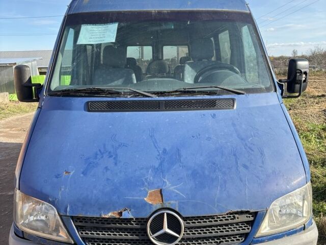 Мерседес Sprinter 2004 в Львове на Automoto.ua Синий Мерседес Sprinter, объемом двигателя 2.1 л и пробегом 447 тыс. км за 4500 $, фото 12 на Automoto.ua