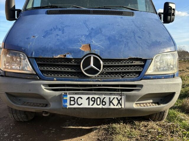 Мерседес Sprinter 2004 в Львове на Automoto.ua Синий Мерседес Sprinter, объемом двигателя 2.1 л и пробегом 447 тыс. км за 4500 $, фото 13 на Automoto.ua