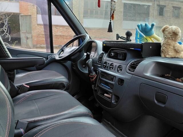 Синій Мерседес Sprinter, об'ємом двигуна 2.7 л та пробігом 410 тис. км за 7000 $, фото 8 на Automoto.ua