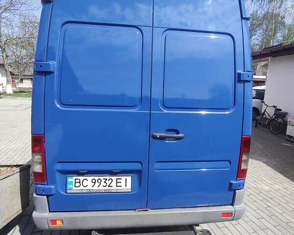 Синий Мерседес Sprinter, объемом двигателя 2.69 л и пробегом 477 тыс. км за 9200 $, фото 7 на Automoto.ua