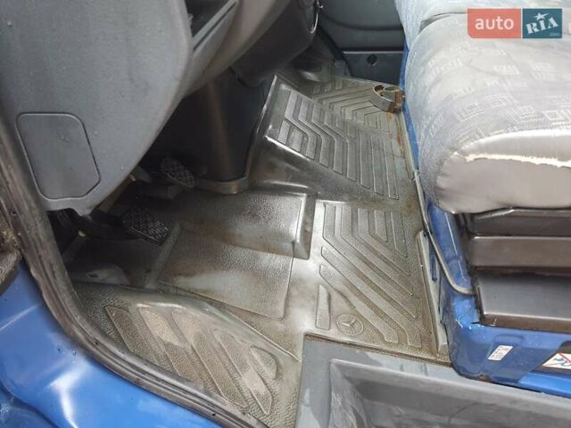 Синій Мерседес Sprinter, об'ємом двигуна 2.1 л та пробігом 349 тис. км за 7900 $, фото 12 на Automoto.ua