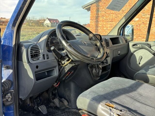 Мерседес Sprinter 2004 в Львове на Automoto.ua Синий Мерседес Sprinter, объемом двигателя 2.1 л и пробегом 447 тыс. км за 4500 $, фото 18 на Automoto.ua