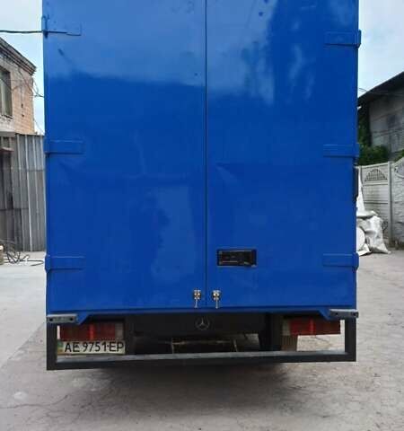 Синий Мерседес Sprinter, объемом двигателя 2.2 л и пробегом 480 тыс. км за 12500 $, фото 5 на Automoto.ua