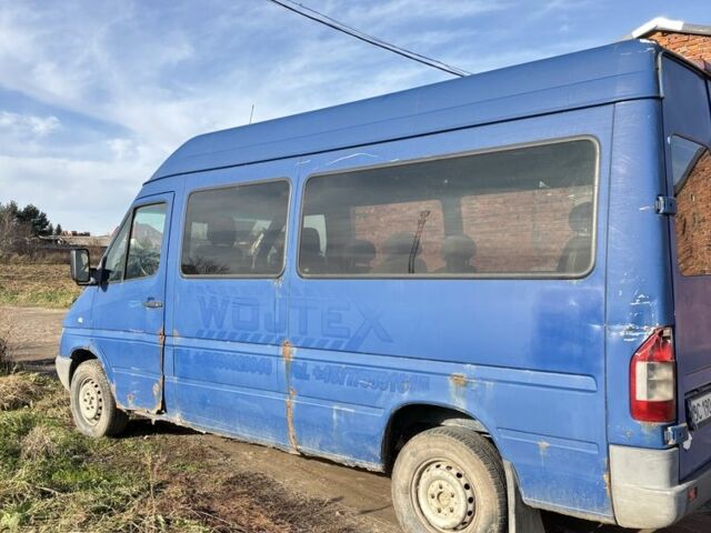 Мерседес Sprinter 2004 в Львове на Automoto.ua Синий Мерседес Sprinter, объемом двигателя 2.1 л и пробегом 447 тыс. км за 4500 $, фото 5 на Automoto.ua
