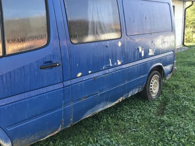 Синий Мерседес Sprinter, объемом двигателя 0 л и пробегом 3 тыс. км за 4200 $, фото 3 на Automoto.ua