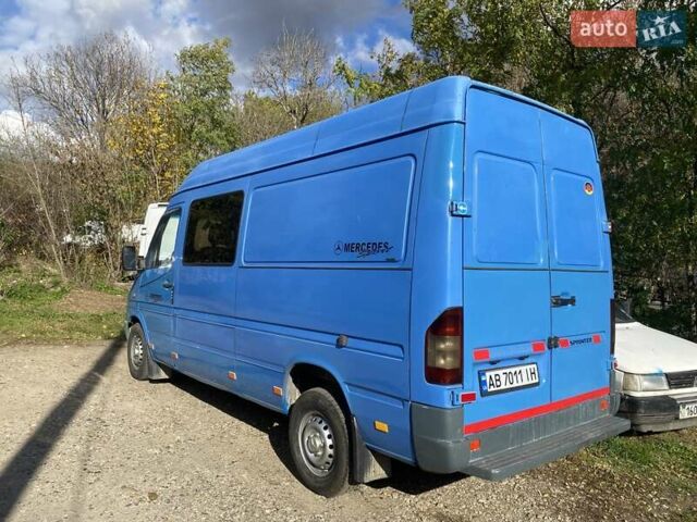 Синій Мерседес Sprinter, об'ємом двигуна 2.15 л та пробігом 244 тис. км за 8888 $, фото 6 на Automoto.ua