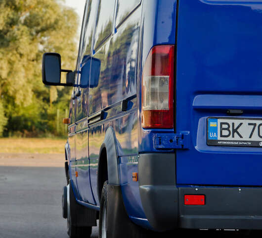 Синий Мерседес Sprinter, объемом двигателя 2.2 л и пробегом 300 тыс. км за 12800 $, фото 19 на Automoto.ua