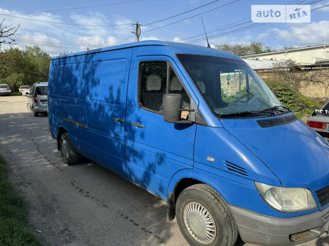 Синій Мерседес Sprinter, об'ємом двигуна 2.15 л та пробігом 625 тис. км за 8500 $, фото 6 на Automoto.ua