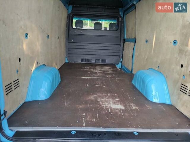 Синий Мерседес Sprinter, объемом двигателя 0 л и пробегом 227 тыс. км за 18700 $, фото 25 на Automoto.ua