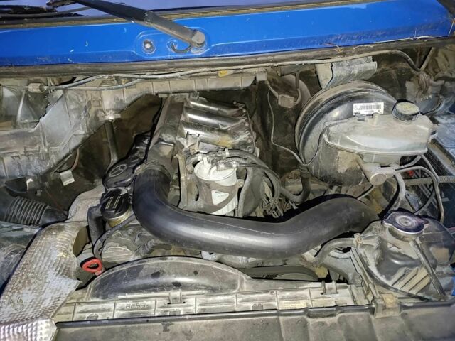 Синій Мерседес Sprinter, об'ємом двигуна 2.2 л та пробігом 320 тис. км за 10000 $, фото 4 на Automoto.ua