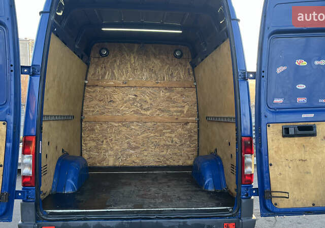 Синій Мерседес Sprinter, об'ємом двигуна 2.15 л та пробігом 430 тис. км за 13000 $, фото 10 на Automoto.ua