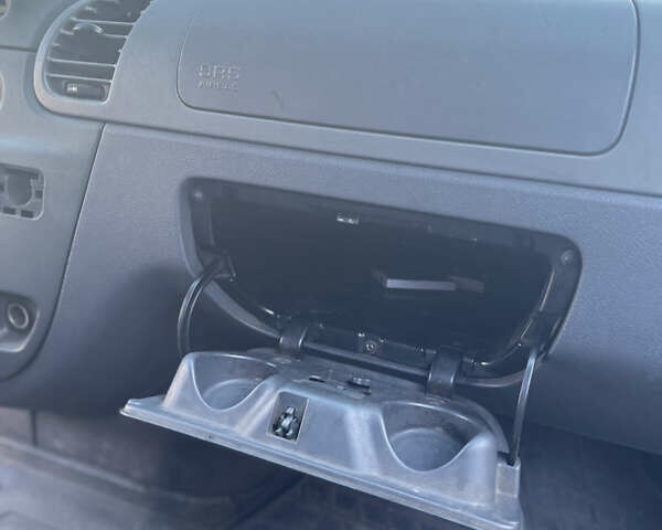 Синій Мерседес Sprinter, об'ємом двигуна 2.15 л та пробігом 805 тис. км за 6000 $, фото 24 на Automoto.ua