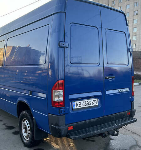 Синій Мерседес Sprinter, об'ємом двигуна 2.15 л та пробігом 430 тис. км за 13000 $, фото 5 на Automoto.ua