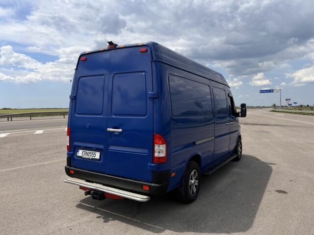 Синій Мерседес Sprinter, об'ємом двигуна 2.2 л та пробігом 560 тис. км за 10000 $, фото 4 на Automoto.ua