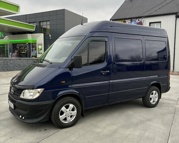 Синій Мерседес Sprinter, об'ємом двигуна 2.15 л та пробігом 540 тис. км за 8000 $, фото 2 на Automoto.ua