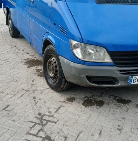 Синій Мерседес Sprinter, об'ємом двигуна 2.2 л та пробігом 300 тис. км за 7000 $, фото 5 на Automoto.ua