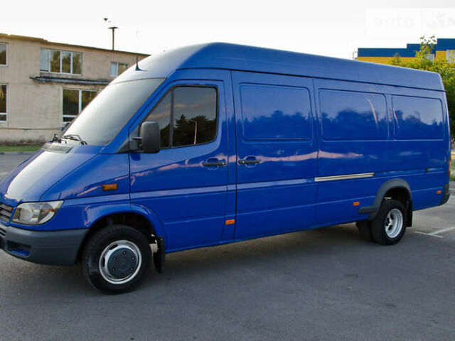 Синий Мерседес Sprinter, объемом двигателя 2.2 л и пробегом 300 тыс. км за 12800 $, фото 14 на Automoto.ua