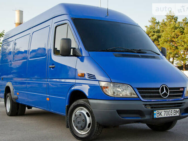 Синий Мерседес Sprinter, объемом двигателя 2.2 л и пробегом 300 тыс. км за 12800 $, фото 10 на Automoto.ua