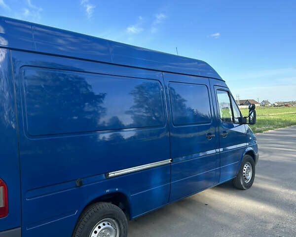 Синій Мерседес Sprinter, об'ємом двигуна 0 л та пробігом 288 тис. км за 8700 $, фото 6 на Automoto.ua