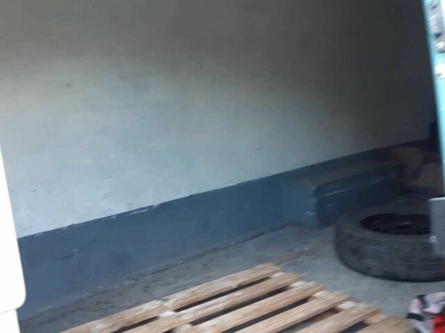 Синий Мерседес Sprinter, объемом двигателя 2.1 л и пробегом 200 тыс. км за 6500 $, фото 15 на Automoto.ua